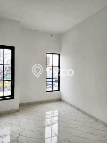 Dijual Rumah 4 Kamar Lokasi Ideal Nyaman dan Strategis di Sambikerep Dijual Rumah 4 Kamar Lokasi Ideal Nyaman dan Strategis di Sambikerep