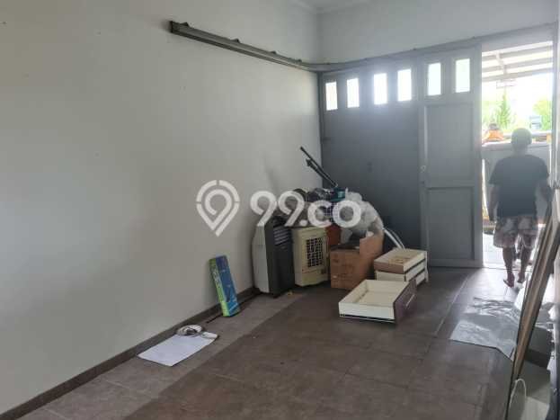 HARGA SPESIAL! Rumah kawasan Mekar Wangi, Dekat Pusat Kota, 3 KM, LT 200m² LB 300m² HARGA SPESIAL! Rumah kawasan Mekar Wangi, Dekat Pusat Kota, 3 KM, LT 200m² LB 300m²
