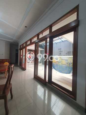 Rumah area Mekar Wangi, Bandung, Luas 325m² LB 300m² - SEGERA MILIKI! Rumah area Mekar Wangi, Bandung, Luas 325m² LB 300m² - SEGERA MILIKI!