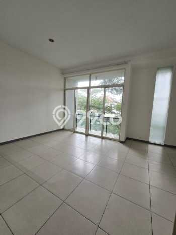 BEST DEAL! Rumah Untuk Investasi di , LT 297m2m² Bangunan 180m2m² BEST DEAL! Rumah Untuk Investasi di , LT 297m2m² Bangunan 180m2m²