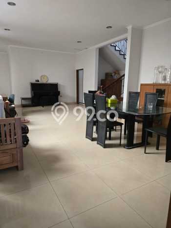 Rumah Bagus di , Bandung, LT 240m2m² LB 350m2m² DIJUAL CEPAT! Rumah Bagus di , Bandung, LT 240m2m² LB 350m2m² DIJUAL CEPAT!