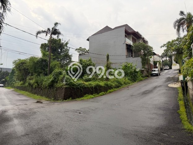 Lahan Dijual Lokasi Strategis di Jakarta Selatan dengan Luas 443m2 Lahan Dijual Lokasi Strategis di Jakarta Selatan dengan Luas 443m2