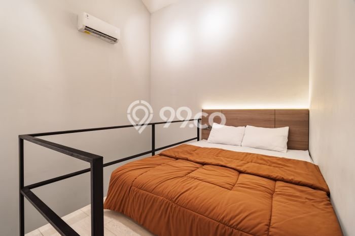 Cocok Untuk Investasi! Dijual Kost di Grogol 26 Kamar Cocok Untuk Investasi! Dijual Kost di Grogol 26 Kamar