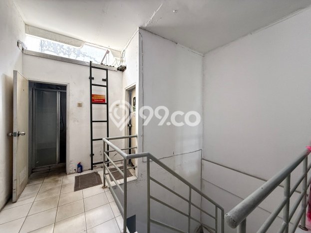 Kost untuk Dijual di Duri Kosambi Punya 18 Kamar Kost untuk Dijual di Duri Kosambi Punya 18 Kamar