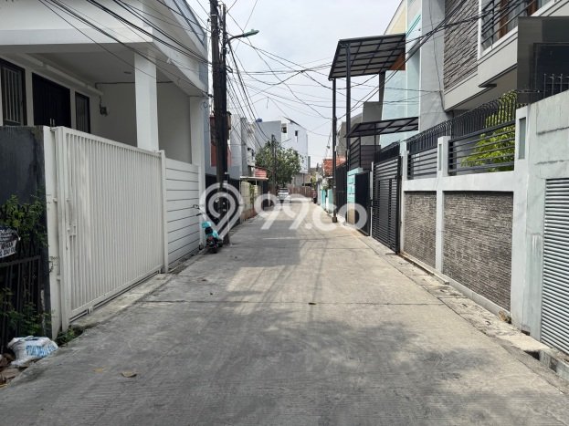 Tanah Dijual Lokasi Strategis di Jakarta Barat dengan Luas 133m2 Tanah Dijual Lokasi Strategis di Jakarta Barat dengan Luas 133m2