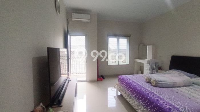 Rumah Modern 4 KT di Tanjung Duren Jakarta Barat Semi Furnished Rumah Modern 4 KT di Tanjung Duren Jakarta Barat Semi Furnished