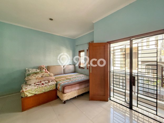 Rumah Modern 5 KT di Tanjung Duren Jakarta Barat Unfurnished Rumah Modern 5 KT di Tanjung Duren Jakarta Barat Unfurnished