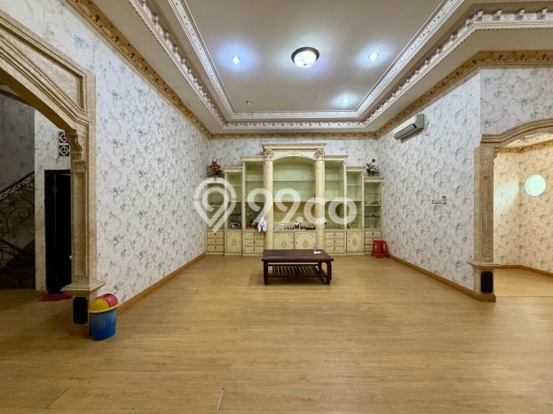 Rumah Kontrakan Jakarta Barat LT 228m2 LB 588m2 Kawasan Duri Kepa Rumah Kontrakan Jakarta Barat LT 228m2 LB 588m2 Kawasan Duri Kepa