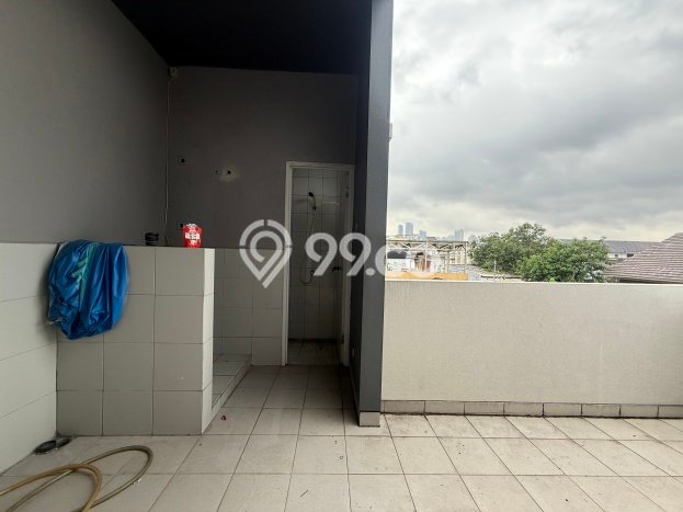 Jual Rumah Strategis Bagus Punya 5 KT di Kebon Jeruk Jakarta Barat SHM Jual Rumah Strategis Bagus Punya 5 KT di Kebon Jeruk Jakarta Barat SHM