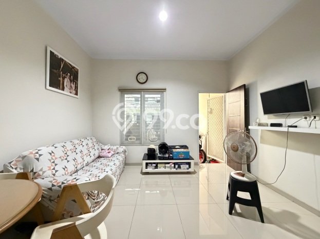 Rumah Modern 4 KT di Tanjung Duren Jakarta Barat Semi Furnished Rumah Modern 4 KT di Tanjung Duren Jakarta Barat Semi Furnished