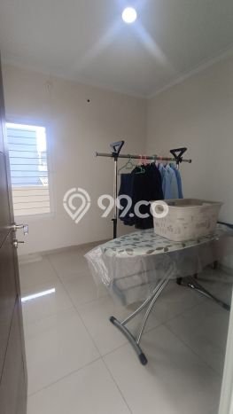 Rumah Modern 4 KT di Tanjung Duren Jakarta Barat Semi Furnished Rumah Modern 4 KT di Tanjung Duren Jakarta Barat Semi Furnished