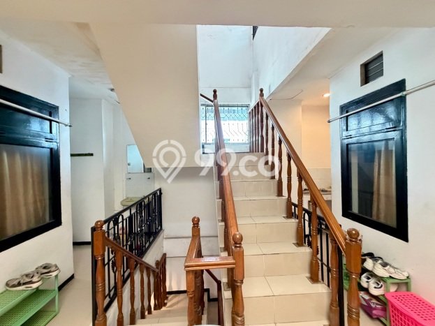 Dijual Rumah Kost di Tanjung Duren, Jakarta Barat, 22 KT, 9 KM, Bangunan 300m2 Dijual Rumah Kost di Tanjung Duren, Jakarta Barat, 22 KT, 9 KM, Bangunan 300m2