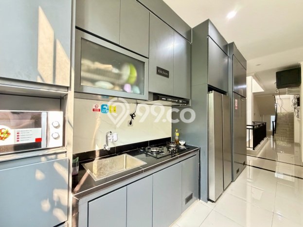 Dijual Segera Rumah Kost di Petojo, Jakarta Pusat 79 Kamar Dijual Segera Rumah Kost di Petojo, Jakarta Pusat 79 Kamar