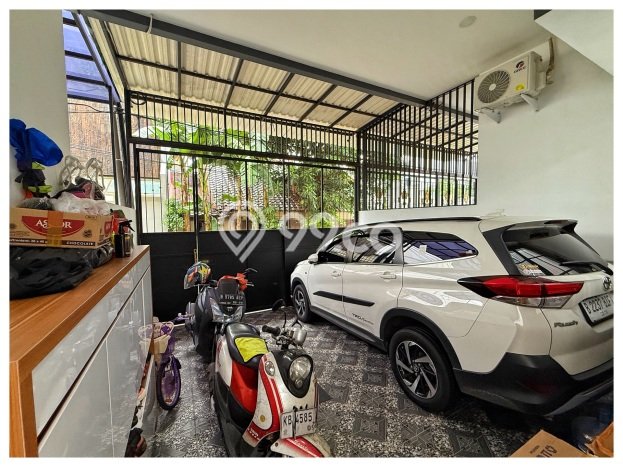 Ready to Use! Luxury House LT 75m2 Desain Elegan di Jelambar Ready to Use! Luxury House LT 75m2 Desain Elegan di Jelambar