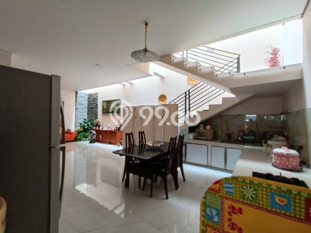 Rumah Luxury Modern Siap Huni di Sunrise Garden Jakarta Barat Rumah Luxury Modern Siap Huni di Sunrise Garden Jakarta Barat