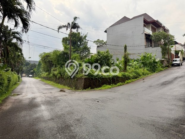 Lahan Dijual Lokasi Strategis di Jakarta Selatan dengan Luas 443m2 Lahan Dijual Lokasi Strategis di Jakarta Selatan dengan Luas 443m2