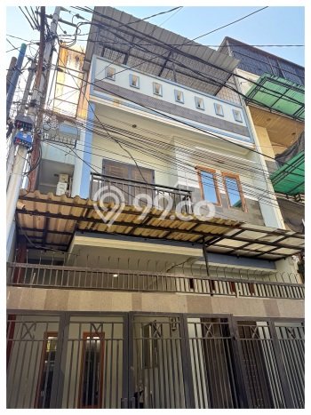 Rumah Modern 5 KT di Tanjung Duren Jakarta Barat Unfurnished Rumah Modern 5 KT di Tanjung Duren Jakarta Barat Unfurnished