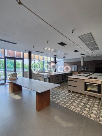 Kantor Bagus Dijual di Slipi Jakarta Barat Strategis Cocok untuk Kembangkan Bisnis Kantor Bagus Dijual di Slipi Jakarta Barat Strategis Cocok untuk Kembangkan Bisnis