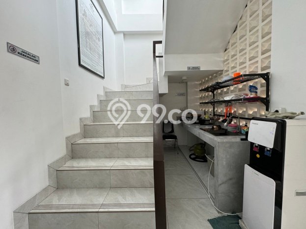 Tersedia Rumah Kost di Tomang, Jakarta Barat 20 Kamar Tersedia Rumah Kost di Tomang, Jakarta Barat 20 Kamar