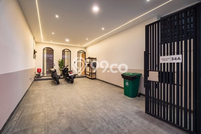 Cocok Untuk Investasi! Dijual Kost di Grogol 26 Kamar Cocok Untuk Investasi! Dijual Kost di Grogol 26 Kamar