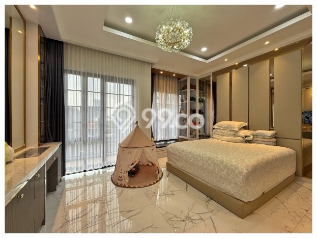 Ready to Use! Luxury House LT 75m2 Desain Elegan di Jelambar Ready to Use! Luxury House LT 75m2 Desain Elegan di Jelambar