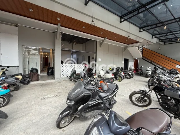 Kost Dijual di Tomang dengan 110 KT dan Luas 2240m2 Kost Dijual di Tomang dengan 110 KT dan Luas 2240m2