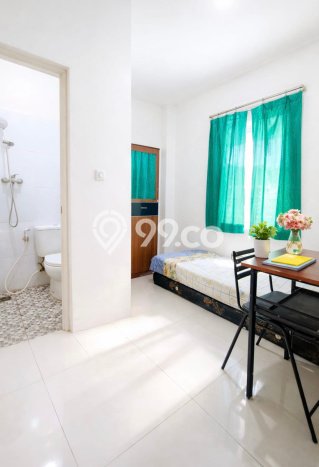 Dijual Rumah Kost di Tomang, Jakarta Barat, 64 KT, 64 KM, Bangunan 1200m2 Dijual Rumah Kost di Tomang, Jakarta Barat, 64 KT, 64 KM, Bangunan 1200m2