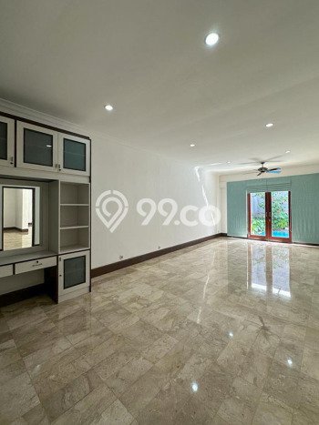 Disewakan Rumah Nyaman di Prapanca LT 750m2 / LB 500m2 Siap Huni Disewakan Rumah Nyaman di Prapanca LT 750m2 / LB 500m2 Siap Huni