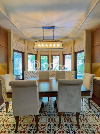 Dijual Rumah Luas Megah Dengan View Cantik di Kemang, Jakarta Selatan Dijual Rumah Luas Megah Dengan View Cantik di Kemang, Jakarta Selatan