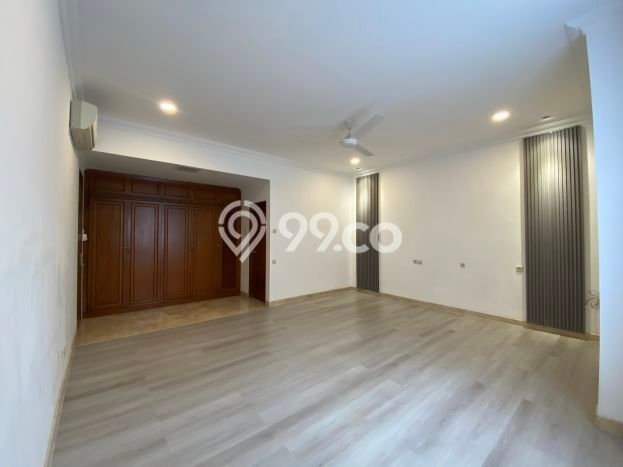Disewakan Rumah Strategis LT 475m2 / LB 500m2 di Pondok Indah, Jakarta Selatan Disewakan Rumah Strategis LT 475m2 / LB 500m2 di Pondok Indah, Jakarta Selatan