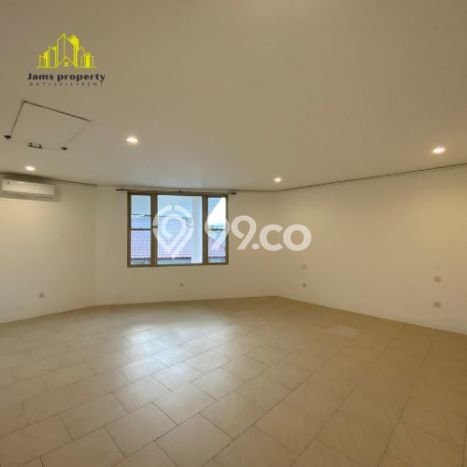 Hunian Kondisi Baik Disewakan di SCBD, Jakarta Selatan LT 400m2, LB 800m2 Hunian Kondisi Baik Disewakan di SCBD, Jakarta Selatan LT 400m2, LB 800m2