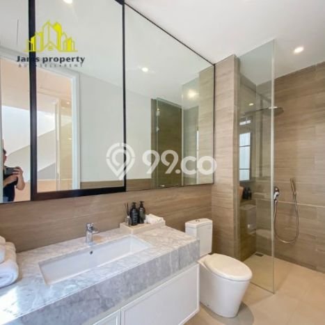 Jual Rumah Luas Elegan Dengan View Eksklusif di Pondok Pinang, Jakarta Selatan Jual Rumah Luas Elegan Dengan View Eksklusif di Pondok Pinang, Jakarta Selatan