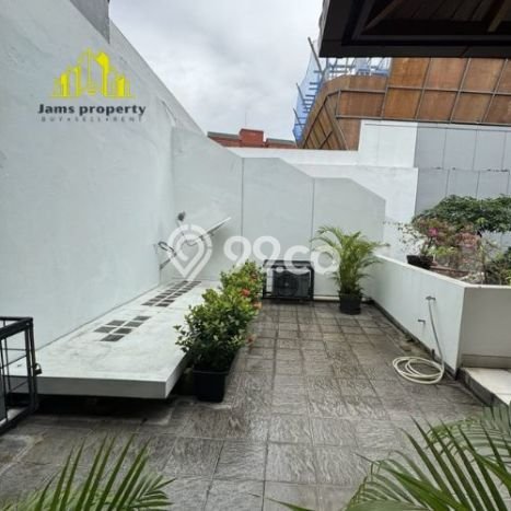 Rumah sewa siap pakai 4 KT di Pondok Indah, Jakarta Selatan Rumah sewa siap pakai 4 KT di Pondok Indah, Jakarta Selatan
