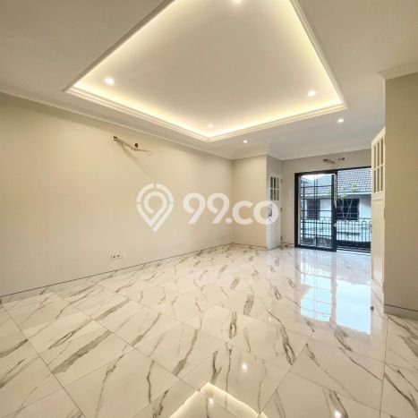 Rumah Mewah Siap Huni LT 108m2 di Cilandak, Jakarta Selatan Rumah Mewah Siap Huni LT 108m2 di Cilandak, Jakarta Selatan