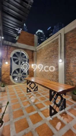 Ready to Use! Premium House LT 308m2 Desain Modern di Setiabudi Ready to Use! Premium House LT 308m2 Desain Modern di Setiabudi