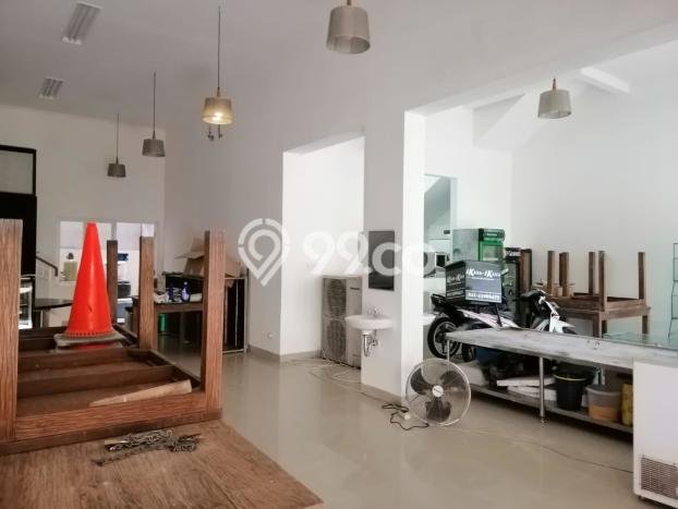 Dijual Ruko Kawasan Premium Kawasan BSD, Luas 204m2m², Jalan Utama Dijual Ruko Kawasan Premium Kawasan BSD, Luas 204m2m², Jalan Utama