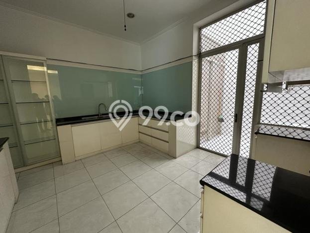 Jual Rumah Luas Megah Dengan View Eksklusif di Mega Kuningan, Jakarta Selatan Jual Rumah Luas Megah Dengan View Eksklusif di Mega Kuningan, Jakarta Selatan