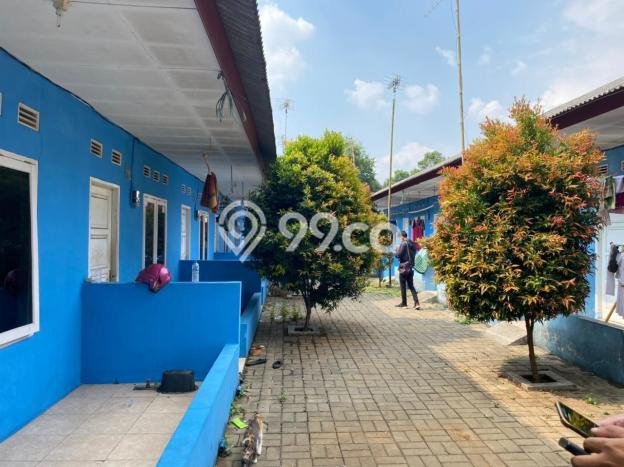 Rumah Kost Dijual di Ciawi, Bogor, 100 KT, 100 KM, Bangunan 4500m2 Rumah Kost Dijual di Ciawi, Bogor, 100 KT, 100 KM, Bangunan 4500m2