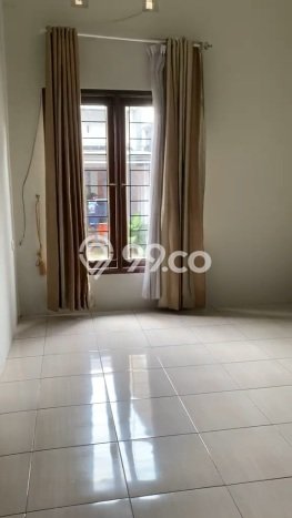 Dijual Rumah Strategis Bagus Punya 2 KT di Cimahi Tengah Cimahi - Dijual Rumah Strategis Bagus Punya 2 KT di Cimahi Tengah Cimahi -