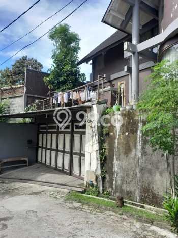 Rumah Luas Asri 3 KT Siap Huni di Setiabudi Bandung Rumah Luas Asri 3 KT Siap Huni di Setiabudi Bandung