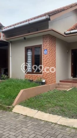 Dijual Rumah Strategis Bagus Punya 2 KT di Cimahi Tengah Cimahi - Dijual Rumah Strategis Bagus Punya 2 KT di Cimahi Tengah Cimahi -