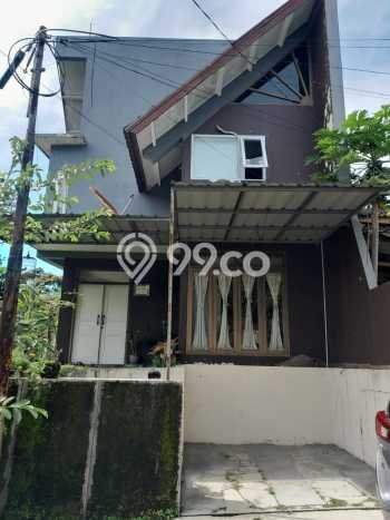 Rumah Luas Asri 3 KT Siap Huni di Setiabudi Bandung Rumah Luas Asri 3 KT Siap Huni di Setiabudi Bandung