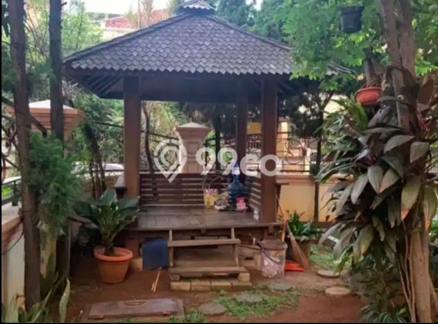 Rumah Luxury Modern Tanpa Renovasi di Taman Surya Jakarta Barat Rumah Luxury Modern Tanpa Renovasi di Taman Surya Jakarta Barat