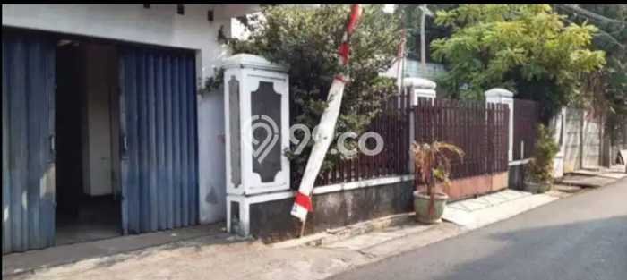 Dijual Rumah Mewah Megah Dengan View Cantik di Jalan Panjang, Jakarta Barat Dijual Rumah Mewah Megah Dengan View Cantik di Jalan Panjang, Jakarta Barat