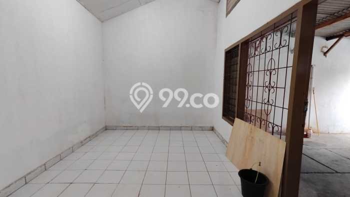 Hunian Elit LB 150m2 Siap Huni Desain Elegan di Joglo, Jakarta Barat Hunian Elit LB 150m2 Siap Huni Desain Elegan di Joglo, Jakarta Barat