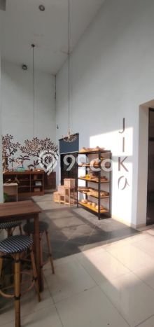 Ruko Dijual di Prime Area Jakarta Selatan Luas 300m2 Ruko Dijual di Prime Area Jakarta Selatan Luas 300m2