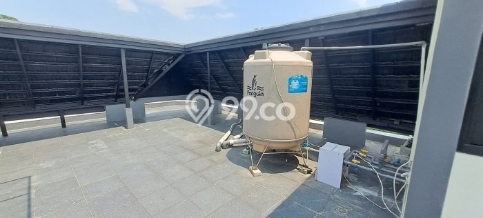 Hunian Mewah LB 260m2 Siap Huni Desain Elegan di BSD Eminent, Tangerang Hunian Mewah LB 260m2 Siap Huni Desain Elegan di BSD Eminent, Tangerang