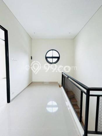 Rumah Strategis Modern Lb 125m2 di Serpong, Tangerang Selatan Rumah Strategis Modern Lb 125m2 di Serpong, Tangerang Selatan