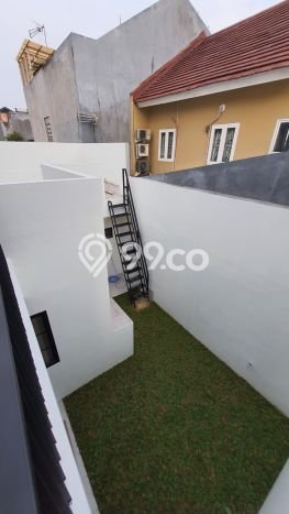 Rumah Eksklusif Dijual LT 150m2 di Serpong, Tangerang Selatan Rumah Eksklusif Dijual LT 150m2 di Serpong, Tangerang Selatan