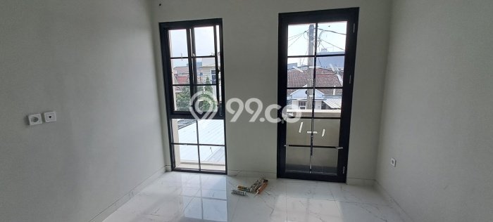 Rumah Luas Asri 3 KT Siap Pakai di Gading Serpong Tangerang Rumah Luas Asri 3 KT Siap Pakai di Gading Serpong Tangerang
